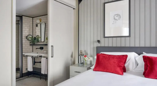 Двухместный номер с видом на город Canopy by Hilton Madrid Castellana