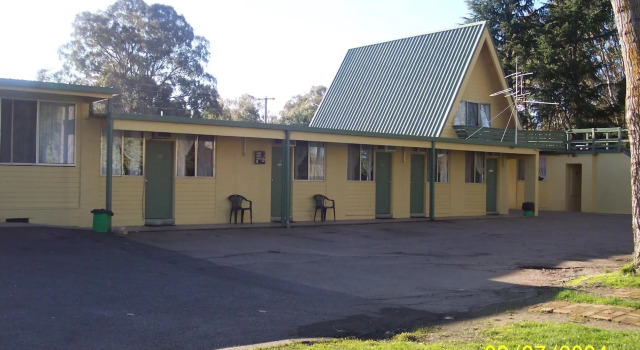Millers Cottage Motel, Buchen Sie Motel Wangaratta Victorian High Country