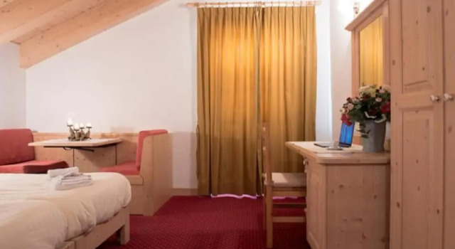 Albergo 2000