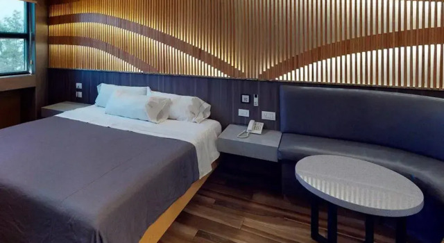 Hotel Patriotismo, Забронировать Отель Отели Мехико с парковкой, рядом с Центр международной торговли Pepsi Center, Парковка