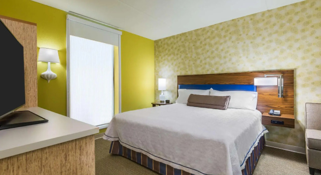 Двухместный люкс Home2 Suites by Hilton Buffalo Airport/ Galleria Mall