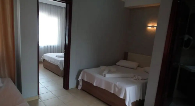 Четырёхместный номер Standard Yasemin Hotel