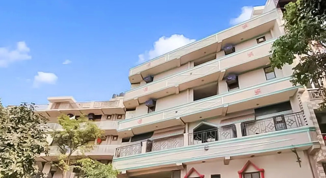 Hotel Classic By Roomshala - Nizamuddin Dargah