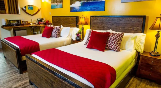 Трёхместный номер Deluxe Nomads Hotel