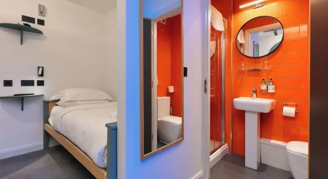 Standard Yhden hengen huone Art B&B