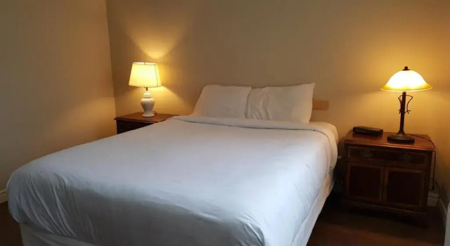Люкс Duvernay Studios and Suites