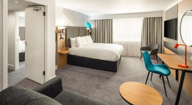 Двухместный люкс c 1 комнатой Holiday Inn Aylesbury by IHG