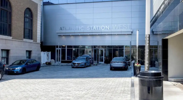 Atlantic Station West - 11G, Забронировать Апартаменты/квартира Апартаменты Стэмфорд, рядом с Железнодорожная Станция Metro-North, Апартаменты/квартира