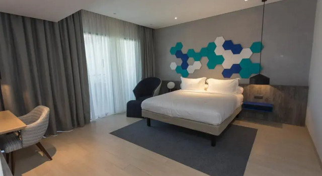 Номер Deluxe ibis Styles Batam Nagoya