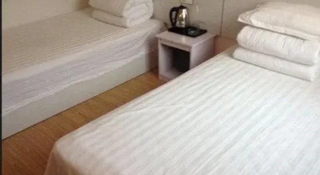 Lejia Express Inn