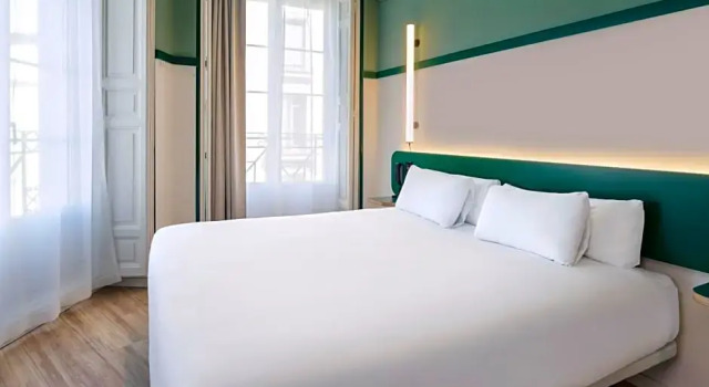 Номер Superior B&B HOTEL Madrid Centro Plaza Mayor