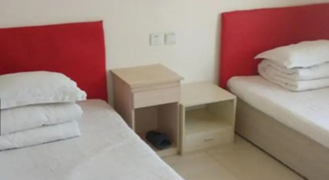 Honghu Express Hotel, Book Hotel Cangzhou Hebei