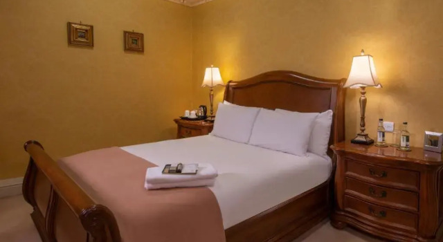 Люкс The Orchard Hotel & Restaurant