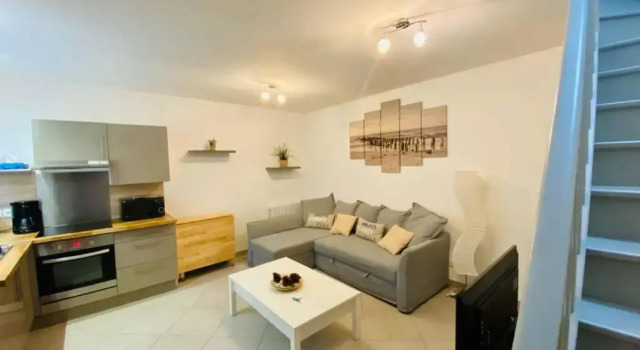 Les Pignots Logement T2 Bassin Arcachon, Забронировать Отель Отели Бассен-д'Аркашон с парковкой, Парковка
