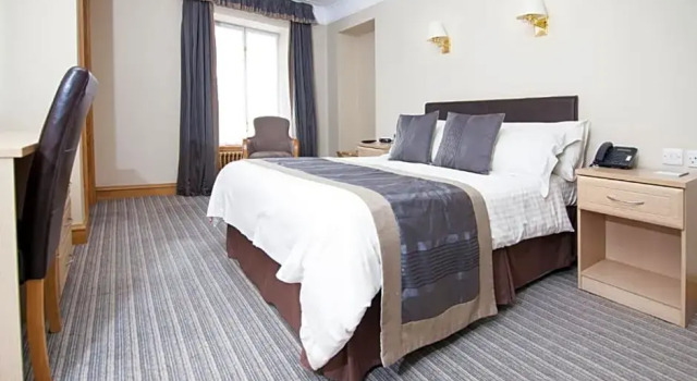 Номер Deluxe Burnett Arms Hotel