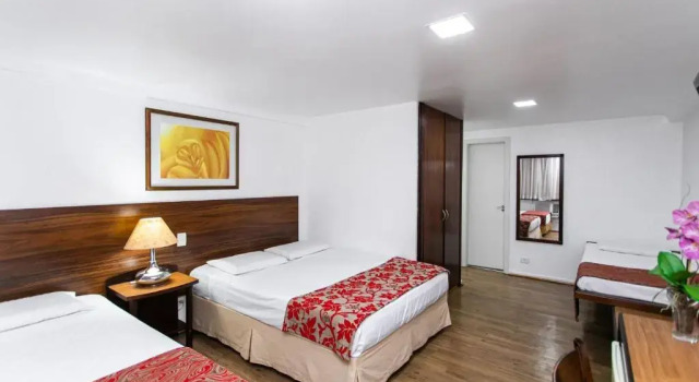 Четырёхместный номер Standard Hotel Dan Inn Curitiba Centro By Nacional Inn