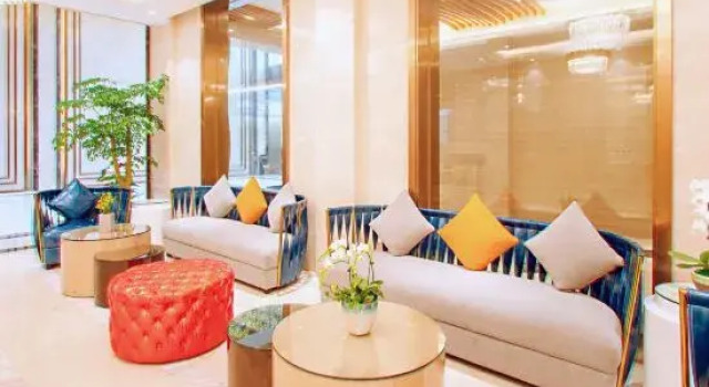 Guangzhou Lilium Elysees Hotel, Забронировать Отель Отели Гуанчжоу с парковкой, рядом с Торговый центр Guangzhou Baima Costume Market, Парковка