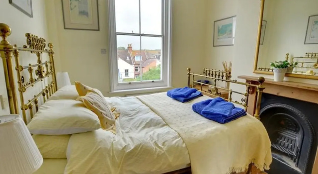 Vintage Holiday Home in Hythe With Garden
