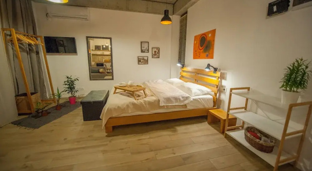 Двухместный номер Standard с балконом и с видом на горы Easy Hotel Tbilisi