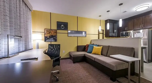 Четырёхместный люкс c 1 комнатой Residence Inn Nashua
