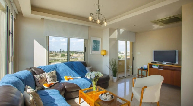 Mackenzie Eftyhia Beachfront Suite, Prenota Appartamento Larnaka Larnaca Region