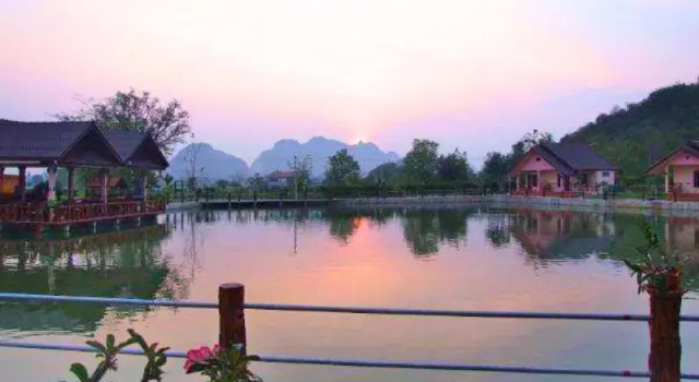 Stella Resort & Restaurant, Забронировать Курортный отель Ратбури Ratchaburi Province