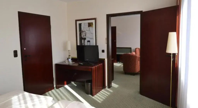 Полулюкс Amedia Hotel Siegen City, Trademark Collection by Wyndham
