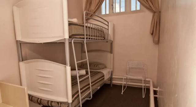 Кровать в общем номере (женский номер) Jailhouse Accommodation