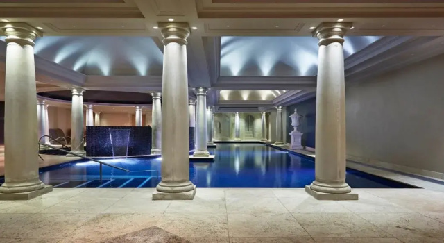 Alexander House And Utopia Spa
