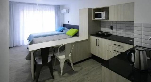 Полулюкс Quijano Hotel - Aparts & Suites