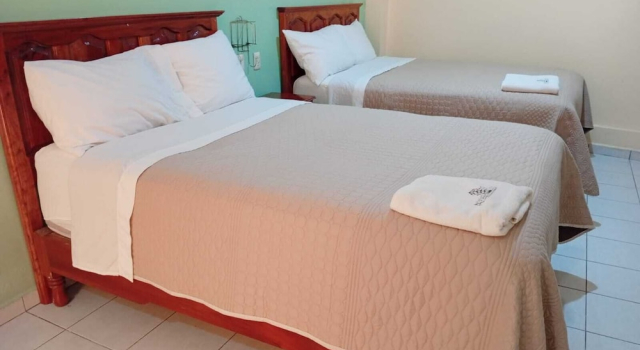 Четырёхместный номер Standard Hotel Del Angellinn