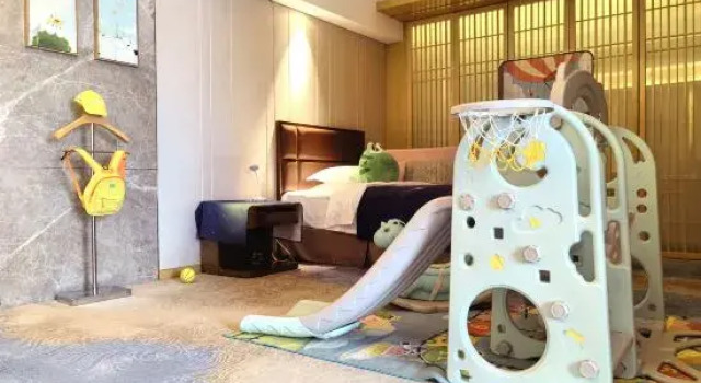 Семейный люкс Li Cai Tian Qi Hotel Xianyang
