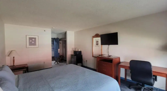 Номер Standard CountrySide Inn