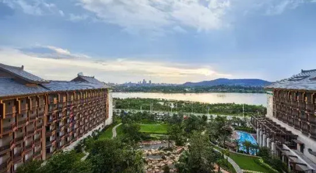 Deluxe Suite mit Wasserblick Wanda Realm Nanning