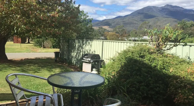 Номер Superior Bogong Moth Motel