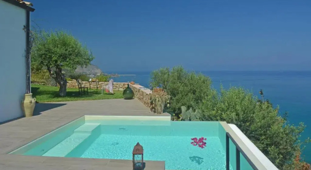 Villa Talia 4 by Massimo Villas, Book Villa Hotels in Sicily with a Pool, Swimming Pool