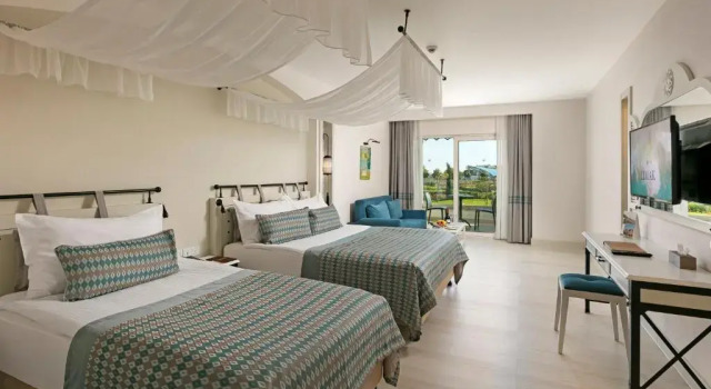 Трёхместный номер Standard Limak Cyprus Deluxe Hotel - All Inclusive