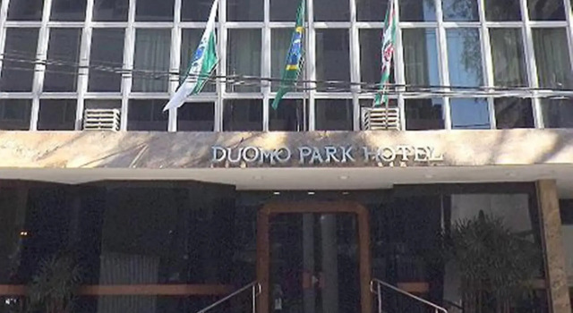 Duomo Park Hotel, Забронировать Отель Куритиба - центр города Куритиба, рядом с Театр «Гуаира»