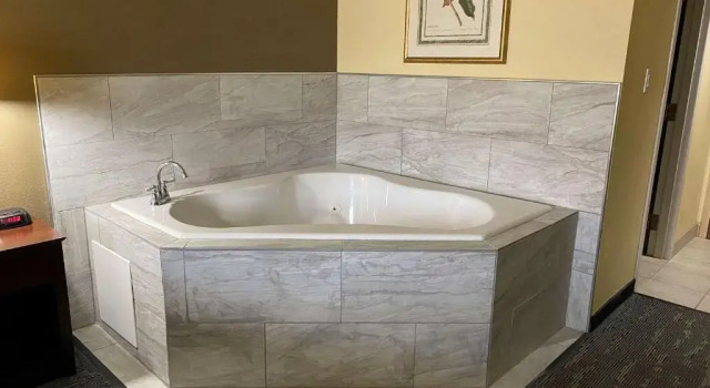 Superior Suite Quality Inn