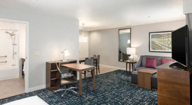 Люкс Homewood Suites by Hilton Mount Laurel