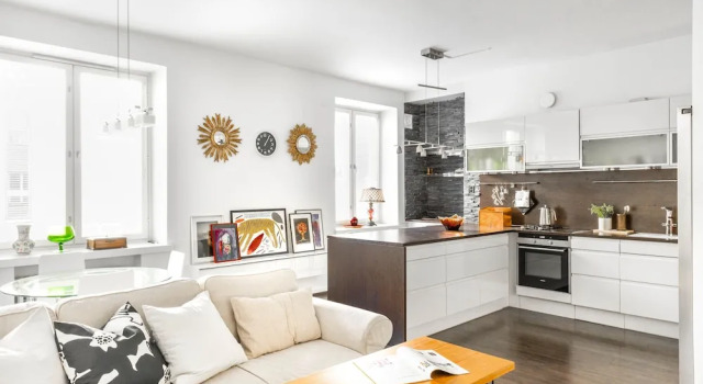 Апартаменты Spacious apt on Tranquil Courtyard