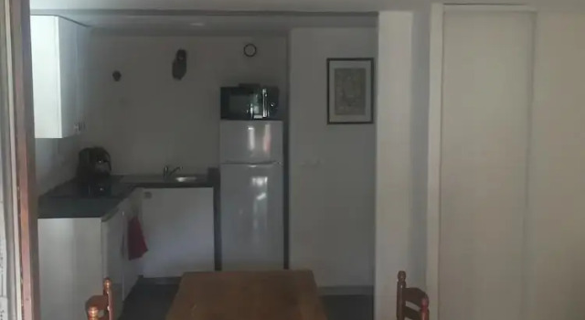 Studio in Allauch, with Furnished Garden And Wifi - 14 Km From the Beach, Забронировать Апартаменты/квартира Аллош Буш-дю-Рон