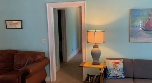 Historic Beach Side Getaway - Pet Friendly, Wifi 3 Bedroom Cottage by RedAwning, Boek Vakantiehuis Norfolk Virginia