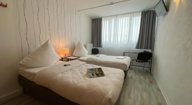 Двухместный номер Standard Отель BeeVillage Messehotel Hannover-Laatzen