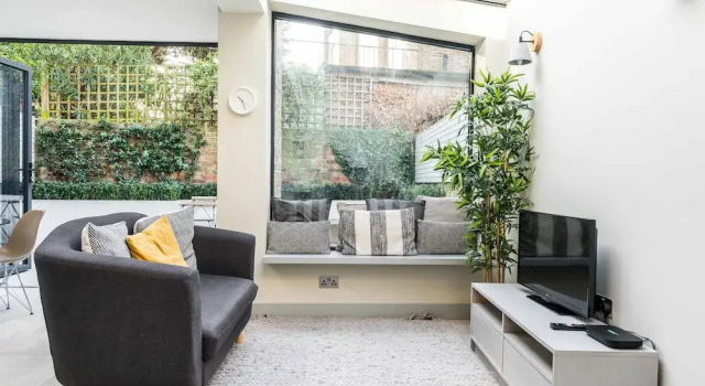 NEW Cosy & Sleek 2BD Flat In Vibrant West Kilburn