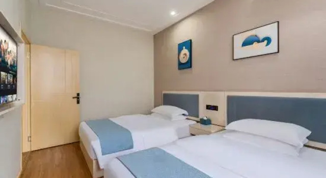 Люкс GreenTree Alliance Southwest Xingyi City Magic East Road Hotel