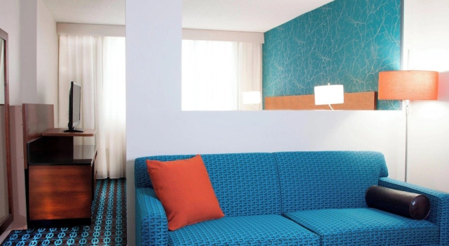 Двухместный люкс Fairfield Inn & Suites by Marriott Charlotte Uptown