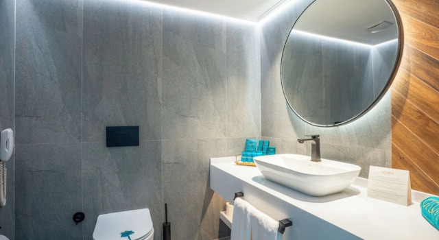 Двухместный номер Superior с балконом Qlusive Hotel