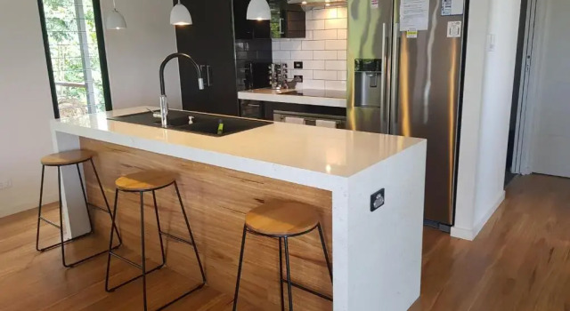 Beautiful Modern Luxury, Book Hotel Hoteller i North Ward med parkering, Parkering