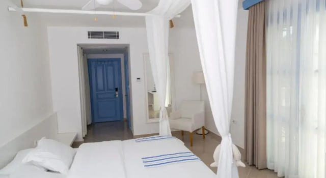Port Alacati Hotel